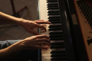 Do You Tip Piano Movers banner image